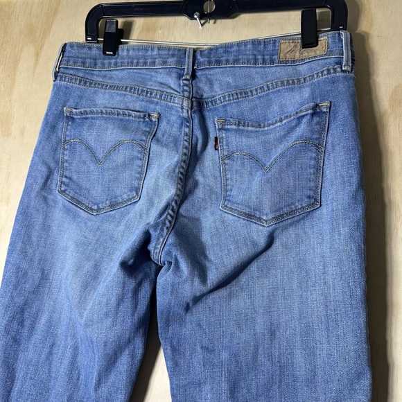 Levi’s Demi Curve Classic Bootcut Jeans Size 10/30 - Picture 8 of 9